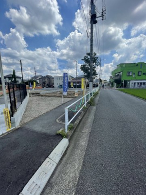 【前面道路含む現地写真】 | 府中市住吉町3丁目新築戸建て4棟　1号棟