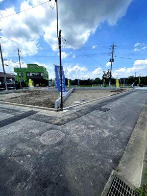 【前面道路含む現地写真】 | 仲介手数料無料　府中市住吉町3丁目新築戸建て4棟　4号棟