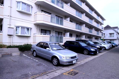 【駐車場】 | 西明石グランドハイツ | 駐車場