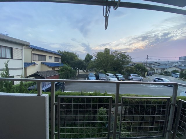 フォレックス諸岡２番館の展望