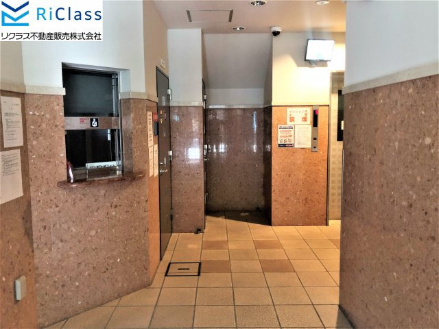 エステムコート神戸元町通のエントランス|建物の内部です