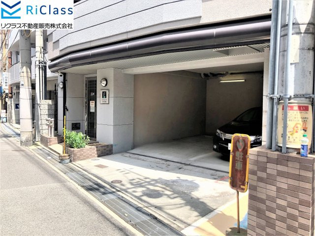 エステムコート神戸元町通の駐車場