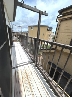 【バルコニー】 | 三浦市初声町和田　一戸建 | 日当たり通風良好