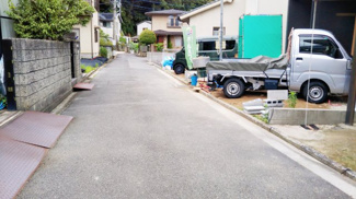 【前面道路含む現地写真】