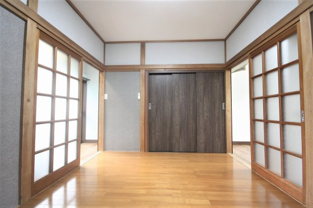 【洋室】 | Kozukue Terrace (Fujii Terrace) | Kozukue Terrace (Fujii Terrace) 　　　1階エアコン付きの洋室です♪