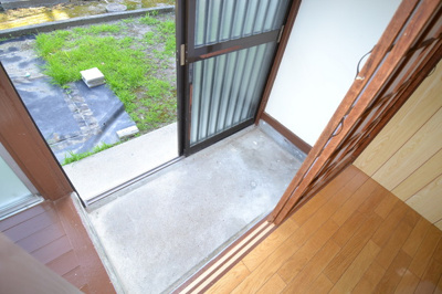 【玄関】 | エジリ貸住宅(棟割）B