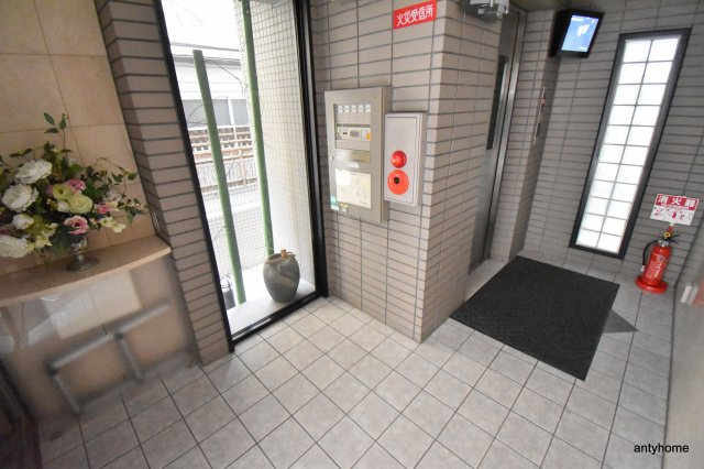 フェリーチェ江坂マンション　仲介手数料無料のロビー