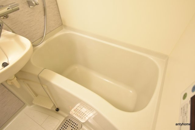 フェリーチェ江坂マンション　仲介手数料無料の浴室