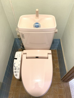 【トイレ】 | 上野コーポ | ウｵシュレット付のトイレです。