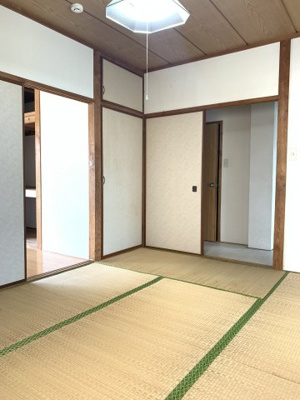 【和室】 | 上野コーポ | 和室別角度写真。