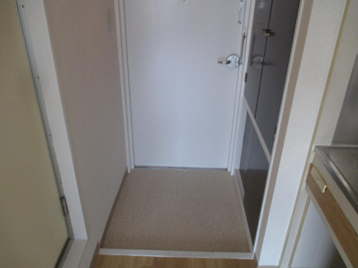 【玄関】 | グランソシエ南津守
