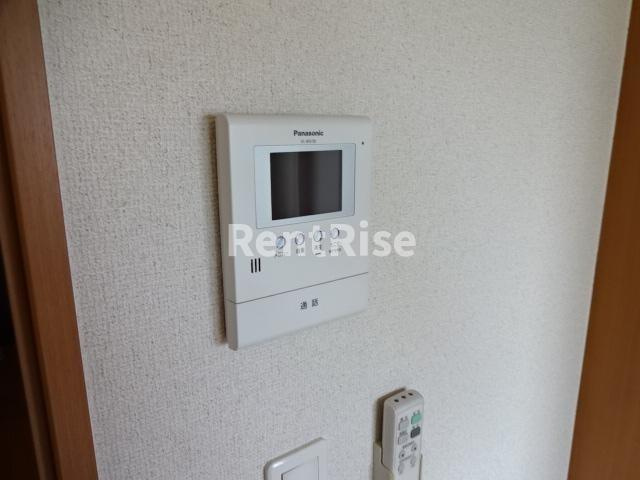 シャンビラージュ|カメラ付インターホン