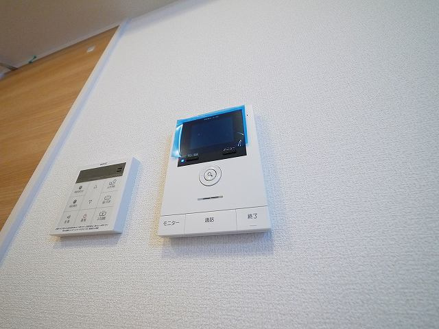 ウインドウIIのセキュリティ|お顔が見えるTVインターホンで安心。