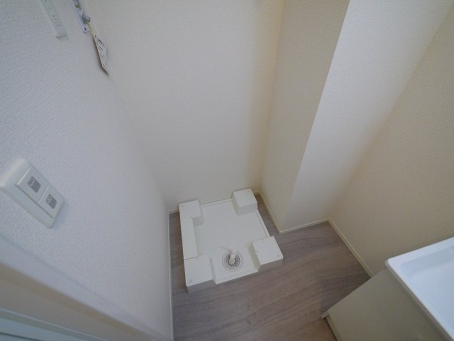 ウインドウIIの設備|嬉しい室内洗濯機置き場がございます。