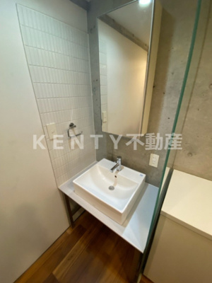 【洗面所】 | ル・パサージュ | ゆったりとスペースのある洗面所