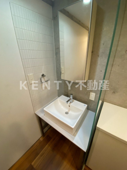 【洗面所】 | ル・パサージュ | ゆったりとスペースのある洗面所