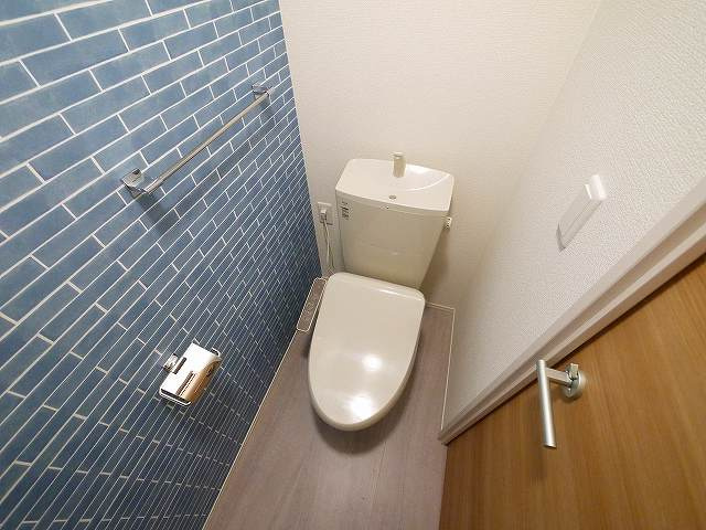 ウインドウIIのトイレ|清潔感のあるトイレです
