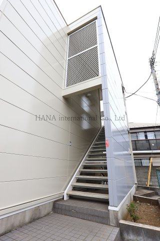 ＪＵＮＡ鵠沼のエントランス
