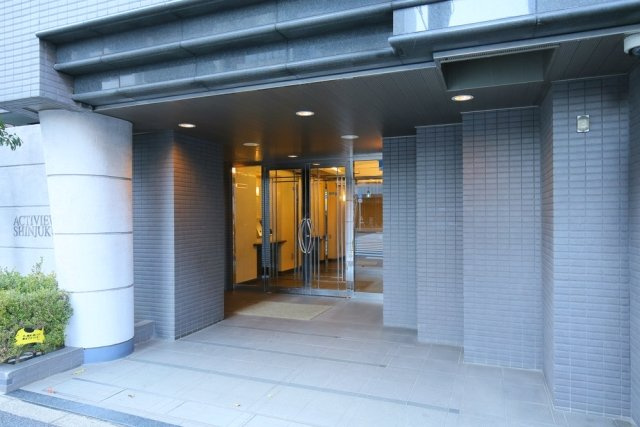 【エントランス】 | アクティヴュー新宿