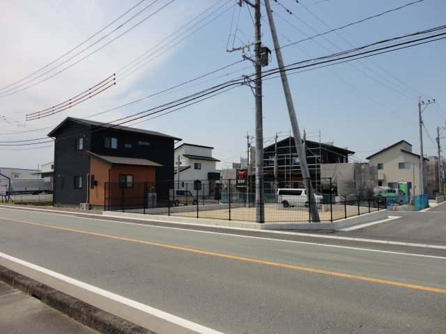 甲佐町芝原分譲地の周辺|県道より撮影、分譲地入口です