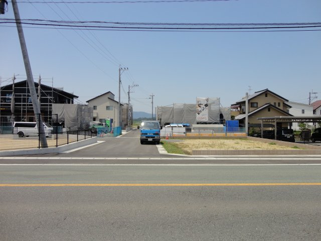 甲佐町芝原分譲地の周辺|県道より撮影、分譲地入口です