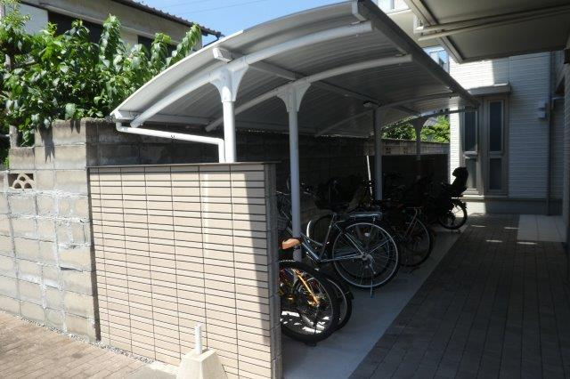 倉敷市浜ノ茶屋２丁目の賃貸マンションのその他共用部分|自転車置き場