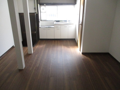 【居間・リビング】 | 安立二丁目貸家