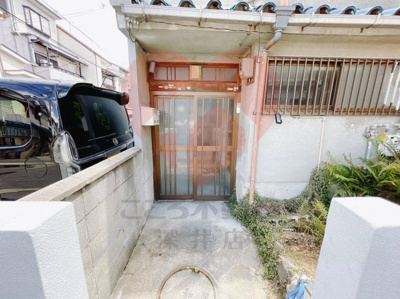 【エントランス】 | 堺市北区大豆塚町2丁戸建