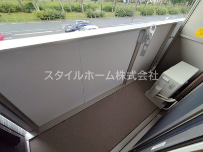 【バルコニー】 | コンフォール西小鷹野