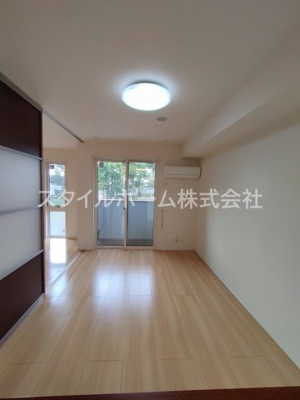 【居間・リビング】 | コンフォール西小鷹野