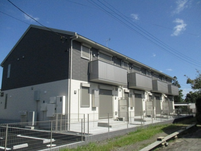 Fｌａｒｅ　Ｈｉｌｌｓ