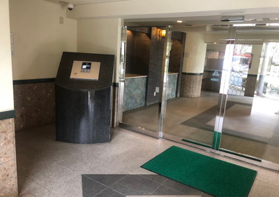 【エントランス】 | マイキャッスル高尾　グリーンステージ | 親しみやすい環境で暮らしを豊かにできそうです。
