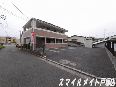 【駐車場】 | グレイスガーデン　すずらん