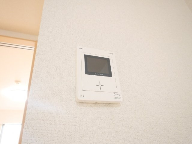 ガーデン・ヴィラ　Ａ棟のセキュリティ|一人暮らしでも安心のモニターホン完備