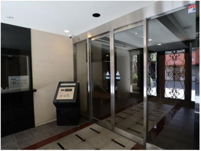 【エントランス】 | プレサンス梅田イースト