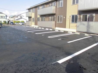 【駐車場】