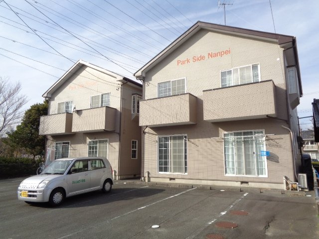 リバーサイド南平の外観