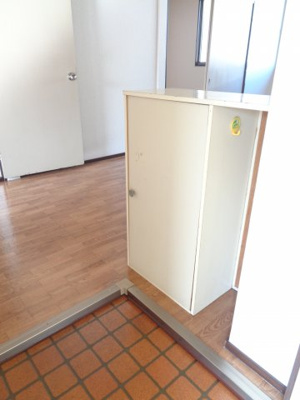 【玄関】 | コーポラス引野 | シューズボックス付き　