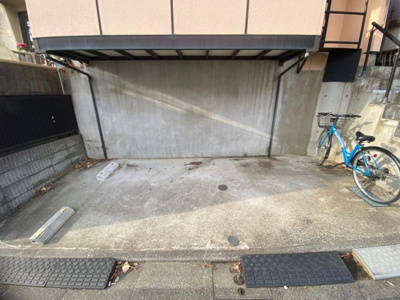 【駐車場】 | 南馬込5丁目戸建 | 車両制限あり