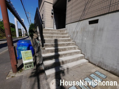 【エントランス】 | スコイアットリーノ