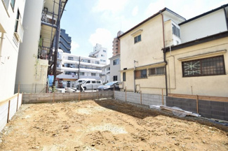 【外観】 | 現地見学や資料請求などお気軽にお問合わせ下さい。
周辺環境とあわせて現地ご案内致します。