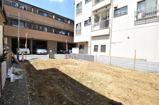 【外観】 | 現地見学や資料請求などお気軽にお問合わせ下さい。
周辺環境とあわせて現地ご案内致します。