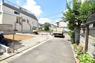 【前面道路含む現地写真】 | 現地見学や資料請求などお気軽にお問合わせ下さい。
周辺環境とあわせて現地ご案内致します。