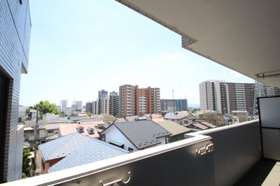 【展望】 | シティホームズ海老名　3階　3ＬＤＫ〈リフォーム済みマンション〉
