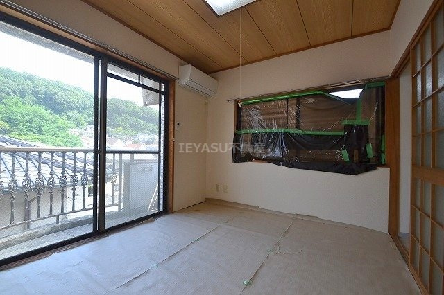 スリーゼ牛田の和室