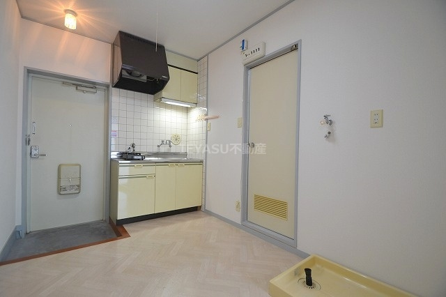 スリーゼ牛田のキッチン