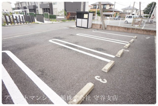 【駐車場】