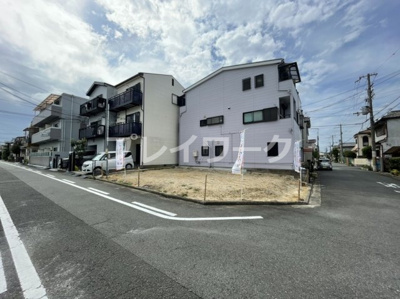 【前面道路含む現地写真】 | 浅香山小・新築一戸建て・北東角地・堺市堺区香ヶ丘町2丁 | 前面道路含む現地写真です