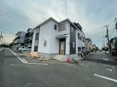 【外観】 | 浅香山小・新築一戸建て・北東角地・堺市堺区香ヶ丘町2丁 | 落ち着いた雰囲気の外観です
