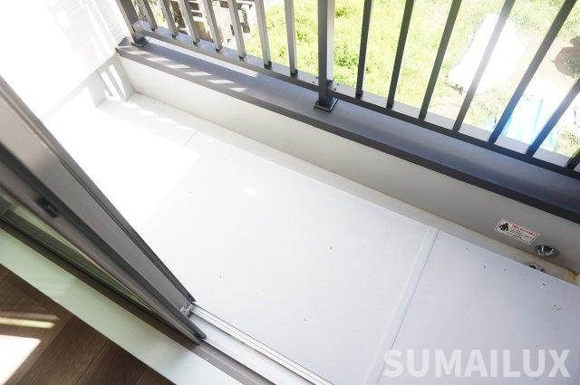 熊本市西区池田１丁目のアパートのバルコニー